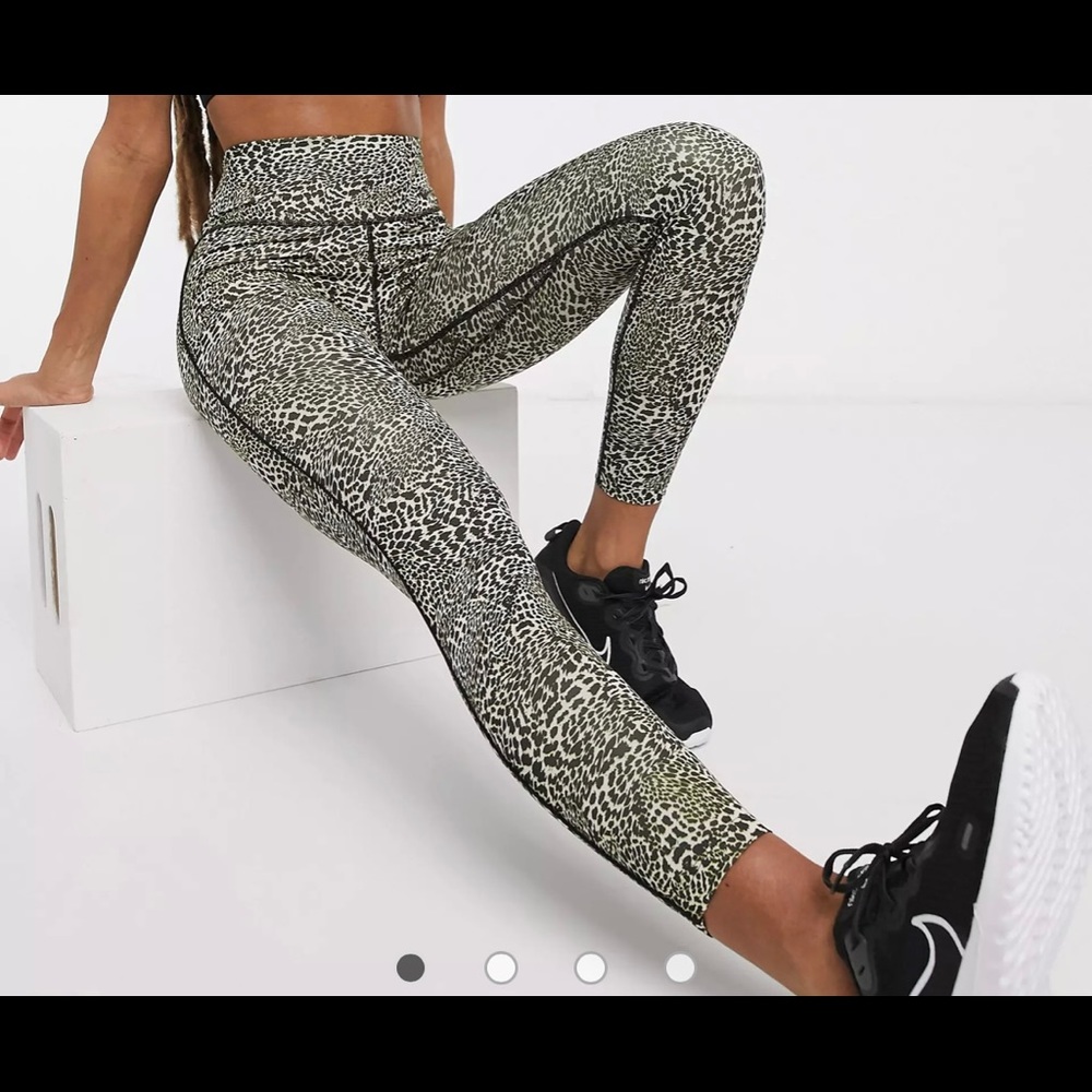 Nike Dri-Fit leopard leggings